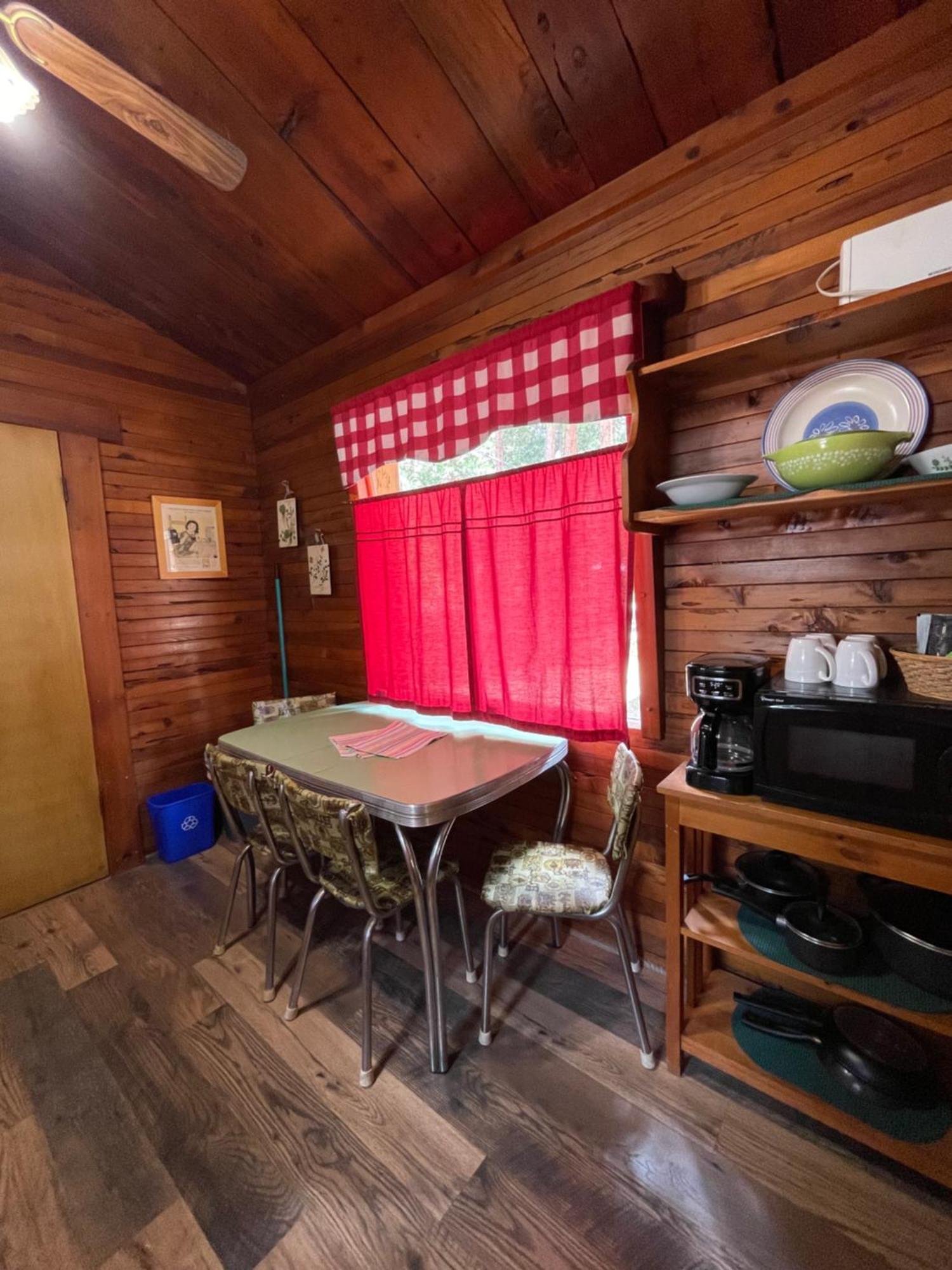 Sierra Sky Lodge Sloat Eksteriør bilde